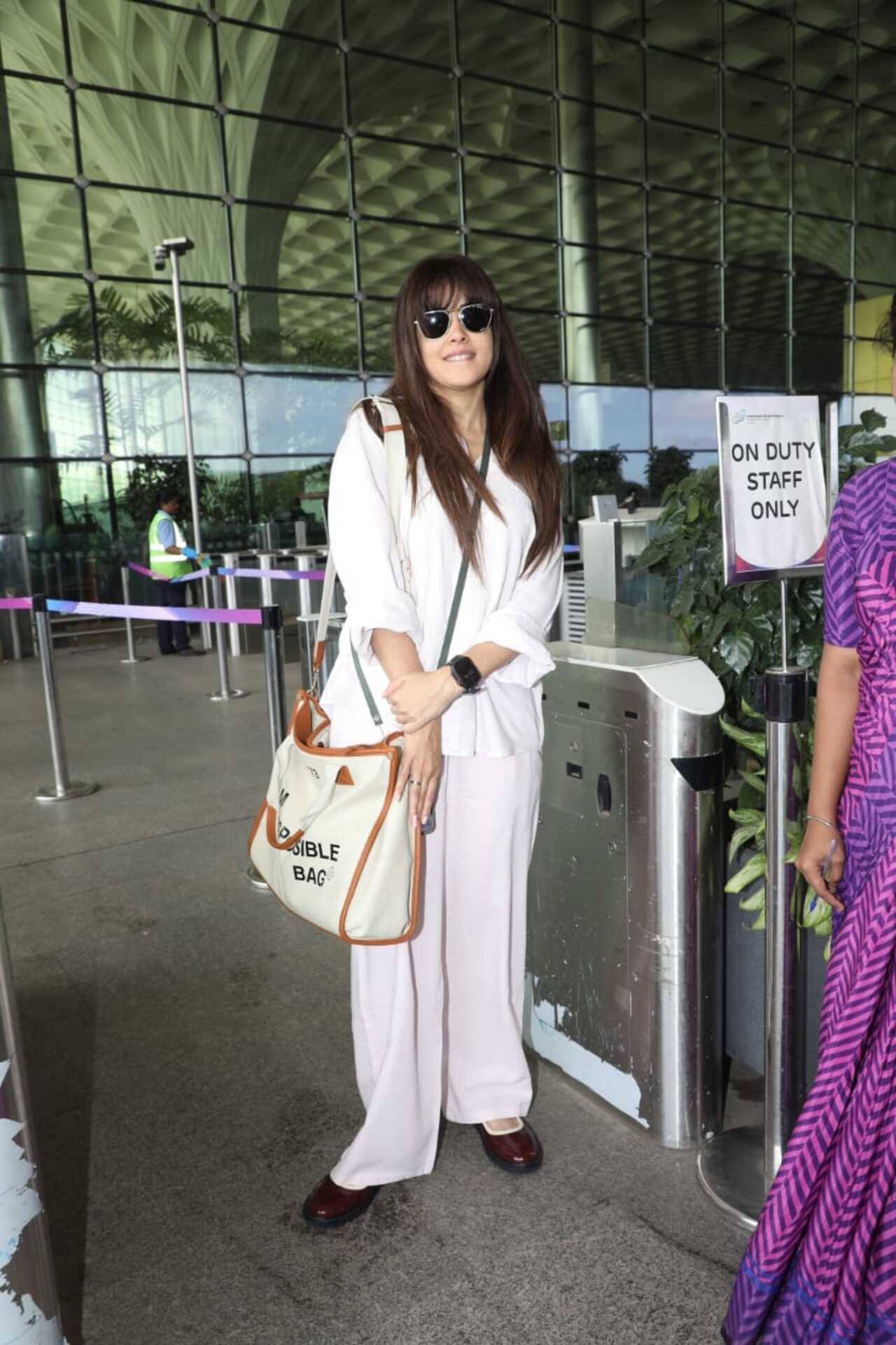 Genelia Deshmukh was spotted in a stylish look at the airport